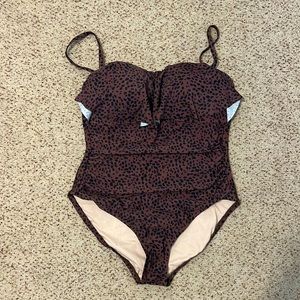 Kona Sol Size Large Swimsuit